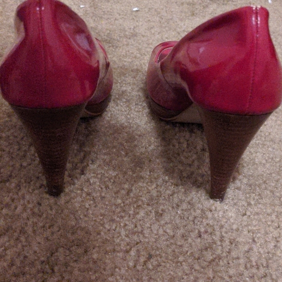 Heels - Picture 2 of 4